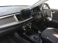 Used Kia Rio 99 HP (72 kW) 2021 Blue Hatchback