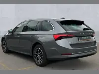 Begagnad Skoda Octavia SE L 200 HK (147 kW) 2023 Grå Kombi