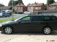 used Volvo V70 2.4