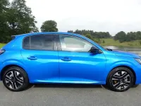 New Peugeot 208 Allure 101 HP (74 kW) 2025 Hatchback