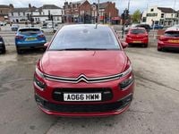 Used Citroën C4 Picasso Flair 2017 Red MPV