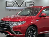 Used Mitsubishi Outlander P-HEV 203 HP (149 kW) 2018 Red SUV