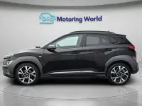 Usado Hyundai Kona Premium 120 CV (88 kW) 2021 Negro SUV