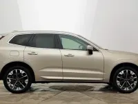 Used Volvo XC60 Ultra 250 HP (183 kW) 2025 Gold SUV