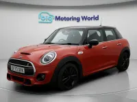 Usado Mini Cooper S Hatch 192 HP (141 kW) 2020 Laranja Citadino