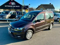 Used VW Caddy Life 102 HP (75 kW) 2017 Mauve/purple MPV