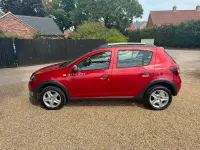 Used Dacia Sandero Lauréate 2014 Red Hatchback