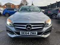 Usado Mercedes C200 184 CV (135 kW) 2014 Plateado Berlina