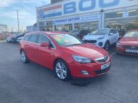 Used Vauxhall Astra SRi 125 HP (91 kW) 2011 Red Estate