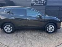 Usado Nissan X-Trail Acenta 131 CV (96 kW) 2017 Verde SUV