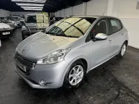 Used Peugeot 208 Active 70 HP (51 kW) 2013 Silver Hatchback