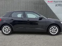 Käytetty Audi A1 Sport 94 HP (69 kW) 2023 Musta Katumaasturi