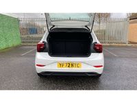 Used VW Polo Life 95 HP (69 kW) 2022 White Hatchback