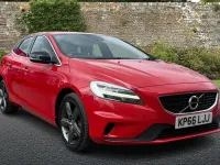 Used Volvo V40 R-Design 190 HP (139 kW) 2016 Red Hatchback