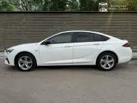 Used Vauxhall Insignia 160 HP (117 kW) 2020 White Hatchback