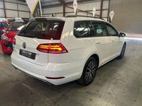 used VW Golf VII 1.6 TDI SE NAVIGATION BLUEMOTION TECHNOLOGY SPEC ESTATE ULEZ FREE WHITE LOW MILES GREAT FAMILY CAR