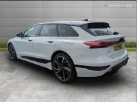 Used Audi e-tron Comfort 314 kW (428 HP) 2025 White SUV
