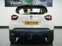 Used Renault Captur Dynamique 90 HP (66 kW) 2017 Cream/black SUV