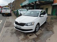 Used Skoda Fabia 60 HP (44 kW) 2017 White Hatchback