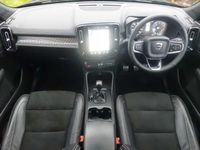 Used Volvo XC40 R-Design 161 HP (118 kW) 2022 SUV