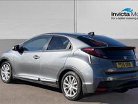 Begagnad Honda Civic SR 120 HK (88 kW) 2015 Grå Halvkombi