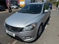 Used Kia Ceed 126 HP (92 kW) 2011 Silver Hatchback