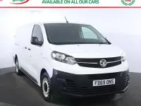 Używany Vauxhall Vivaro Edition 120 KM (88 kW) 2021 Minivan