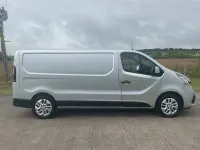 Used Renault Trafic 2020 Silver MPV