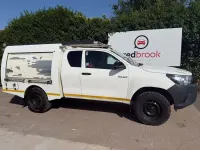 Used Toyota HiLux Active 150 HP (110 kW) 2018 White Pickup