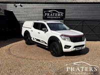 Used Nissan Navara Tekna 190 HP (139 kW) 2016 White Pickup