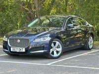 Used Jaguar XF Portfolio 300 HP (220 kW) 2017 Blue Sedan