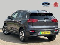 used Kia Niro 4