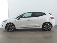 Used Renault Clio V 140 HP (102 kW) 2021 White Hatchback