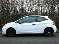 Usado Peugeot 208 Access 68 HP (50 kW) 2013 Branco Citadino
