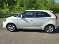 Begagnad MG MG3 2016 Vit Halvkombi
