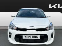 Usado Kia Rio 100 CV (73 kW) 2019 Blanco Utilitario