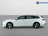 Used VW Passat Life 204 HP (150 kW) 2025 White Estate