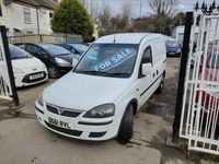 Used Vauxhall Combo 75 HP (55 kW) 2011 White MPV