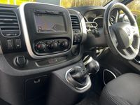 used Renault Trafic SL27dCi 115 Sport Van