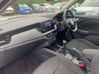 Used Skoda Kamiq SE 2023 Moon white SUV