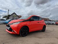 Used Toyota Aygo X-cite 69 HP (50 kW) 2015 Orange Hatchback
