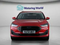Używany Ford Focus Titanium 125 KM (91 kW) 2023 Czerwony Kombi