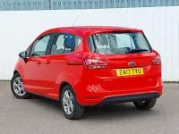 Used Ford B-MAX Zetec 105 HP (77 kW) 2017 Red MPV