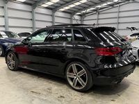 Usado Audi S3 Sportback 300 HP (220 kW) 2015 Preto Citadino