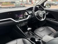 Used Kia Niro 2020 White SUV