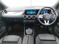 Used Mercedes GLA200 Executive 163 HP (119 kW) 2021 Silver SUV