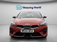 Usado Kia Ceed GT-Line 160 HP (117 kW) 2023 Vermelho Citadino