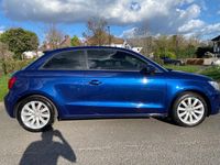 Usado Audi A1 Sport 86 HP (63 kW) 2011 Azul Citadino