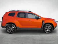 Begagnad Dacia Duster Journey 89 HK (65 kW) 2023 Orange SUV