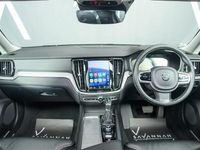 Used Volvo V60 CC Plus 250 HP (183 kW) 2020 Grey Estate